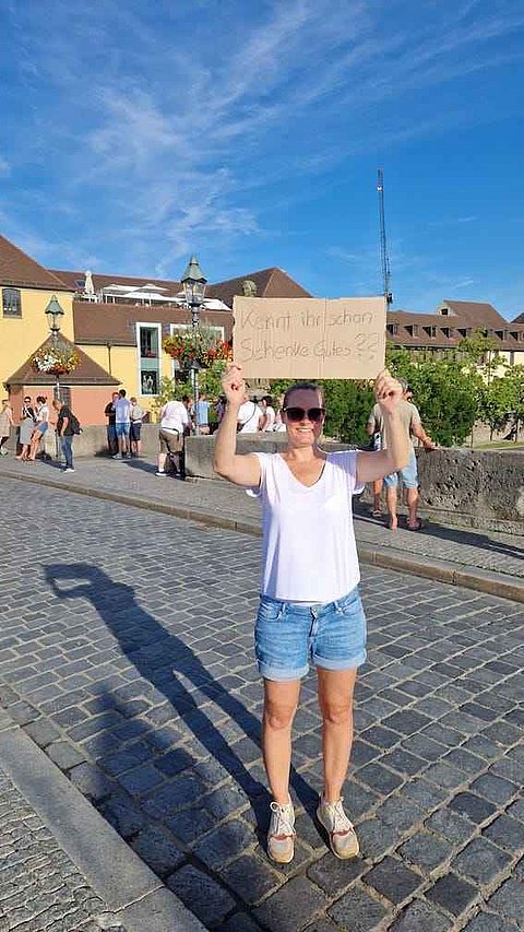 Carina während Ihrem Ehrenamt