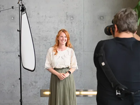 Fotograf fotografiert Mitarbeit der krick.com