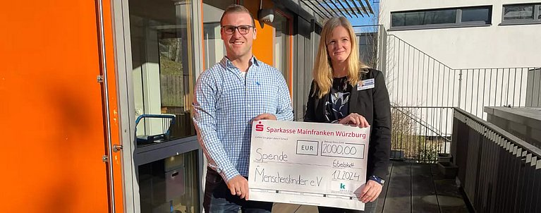 Spendenübergabe krick.com an Menschenkinder e.V.