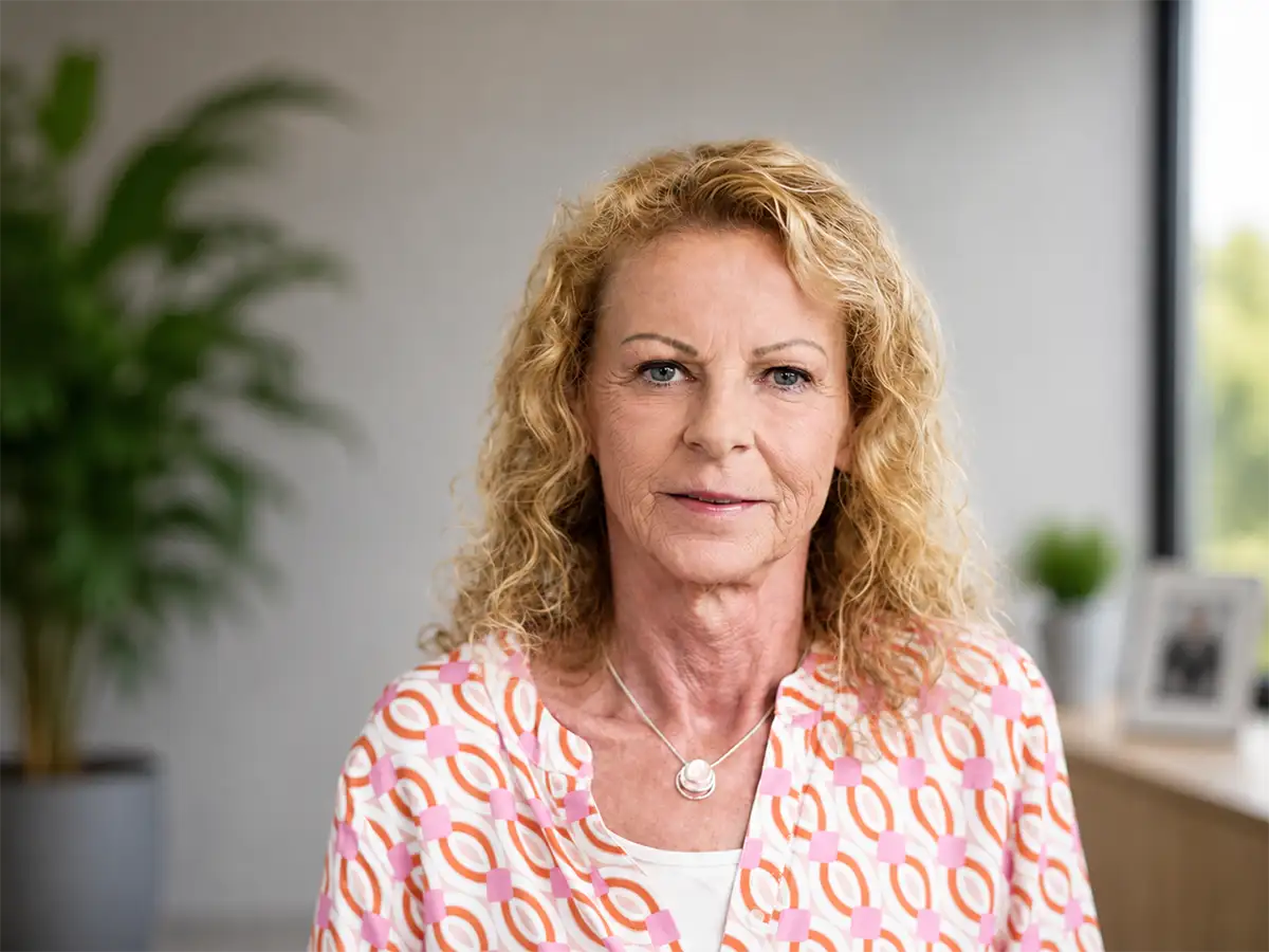 Susanne Warner